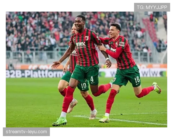 奥格斯堡防线坚如磐石,强势助力球队冲击更高目标 奥格斯堡防线坚如磐石,强势助力球队冲击更高目标