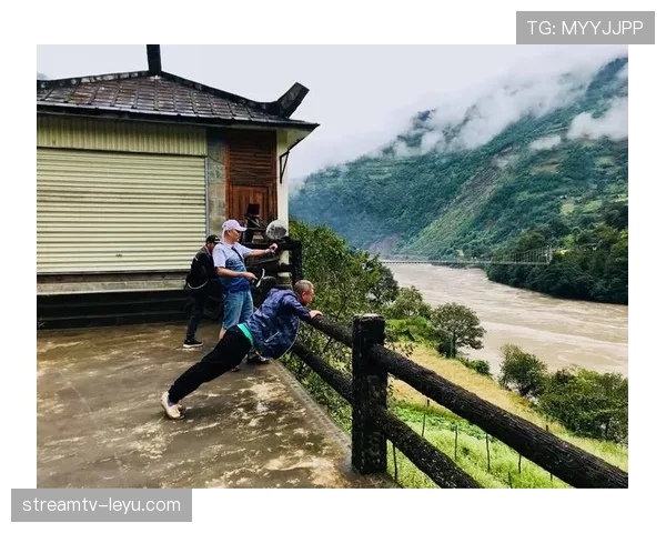 程语轩赛场上拼得跟明星，私下竟是个土豪不说还爱豪宅闲庭信步呢？