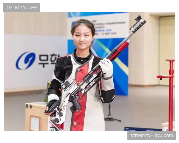 史梦瑶每天5点起床练枪，手机里连个购物软件都没有